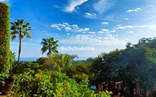 3 bedroom Apartment in Elviria