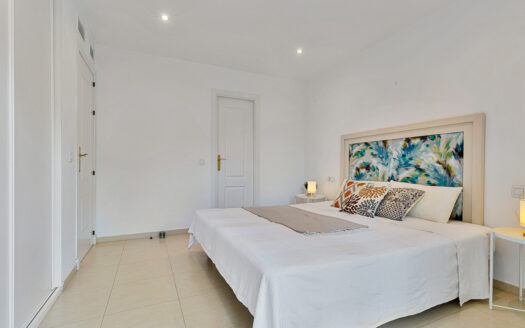 4 bedroom Apartment in Benalmadena