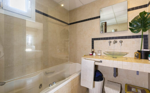 2 bedroom Apartment in Puerto Banús