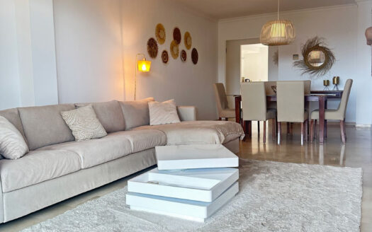 2 bedroom Apartment in Elviria