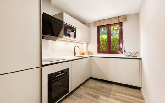 2 bedroom Apartment in Benahavís