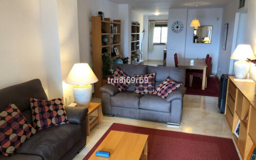 3 bedroom Apartment in Estepona