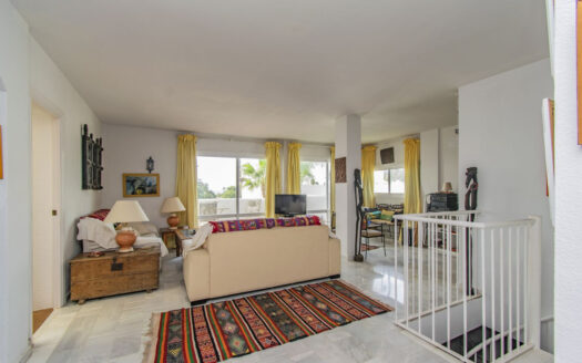 4 bedroom Apartment in Reserva De Marbella