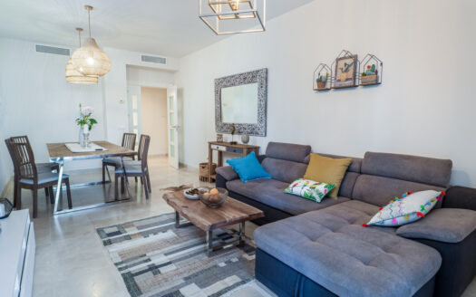 2 bedroom Apartment in Los Flamingos