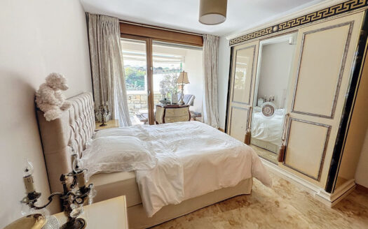 3 bedroom Apartment in Altos De Los Monteros