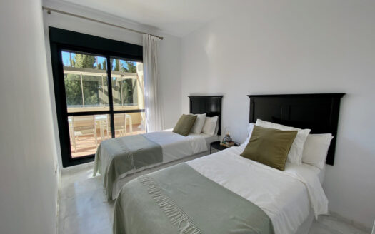 2 bedroom Apartment in New Golden Mile