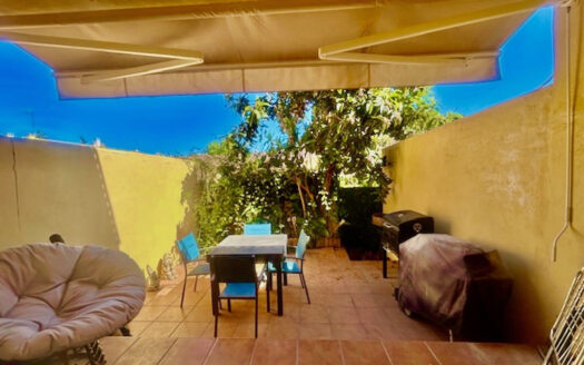 3 bedroom House in New Golden Mile