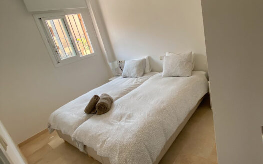 2 bedroom Apartment in Elviria