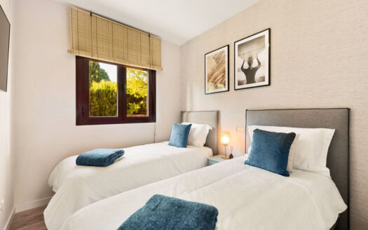 2 bedroom Apartment in Benahavís