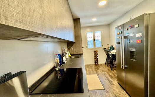 2 bedroom Apartment in New Golden Mile