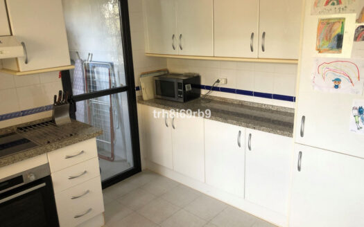 3 bedroom Apartment in Estepona