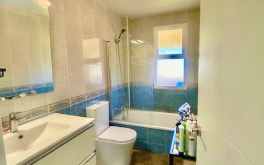 3 bedroom House in New Golden Mile