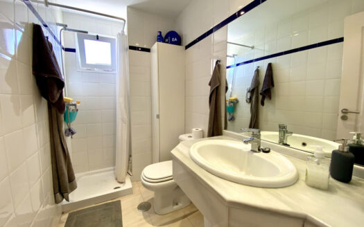 2 bedroom Apartment in Cerros Del Aguila