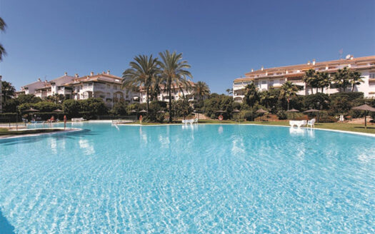 3 bedroom Apartment in Nueva Andalucía